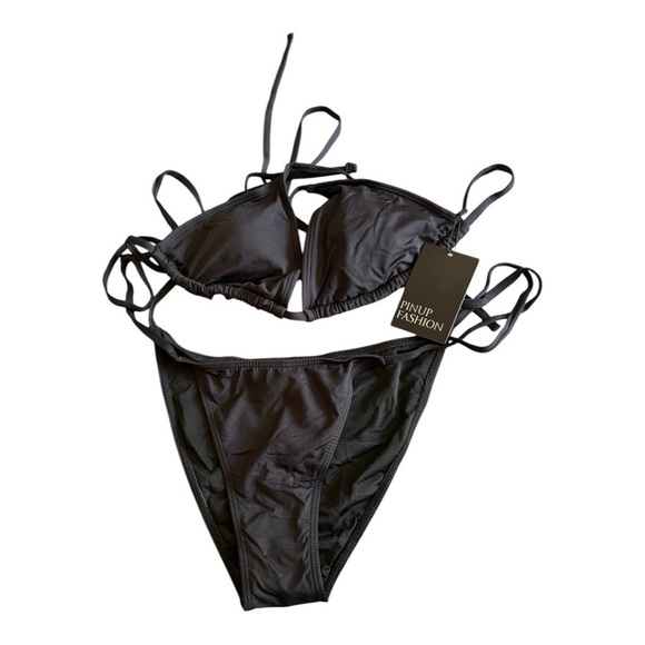 PINUP FASHION Triangle Bikini Set - Picture 7 of 17